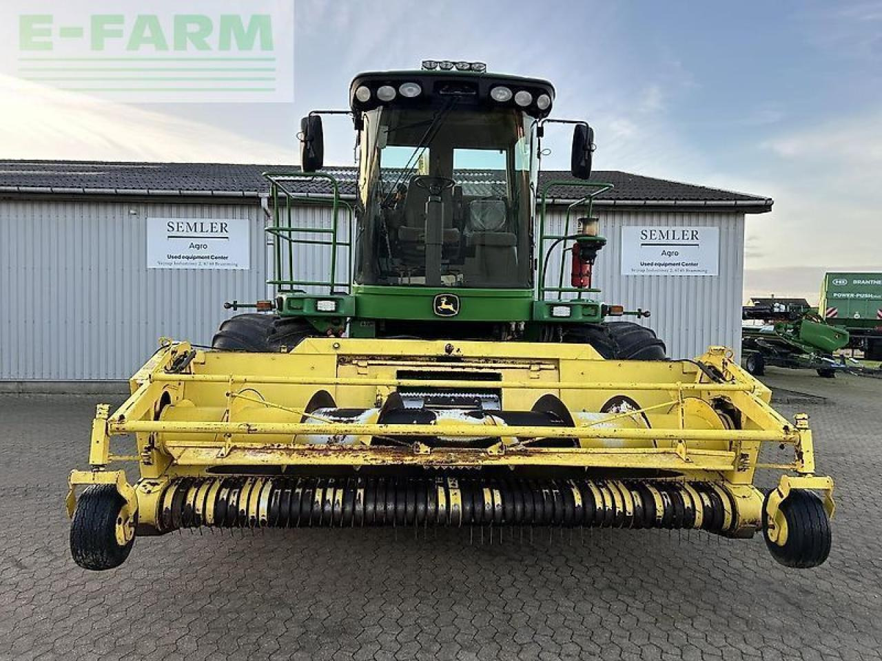 John Deere 7700 - Traktor: slika 2 John Deere 7700 - Traktor: slika 2