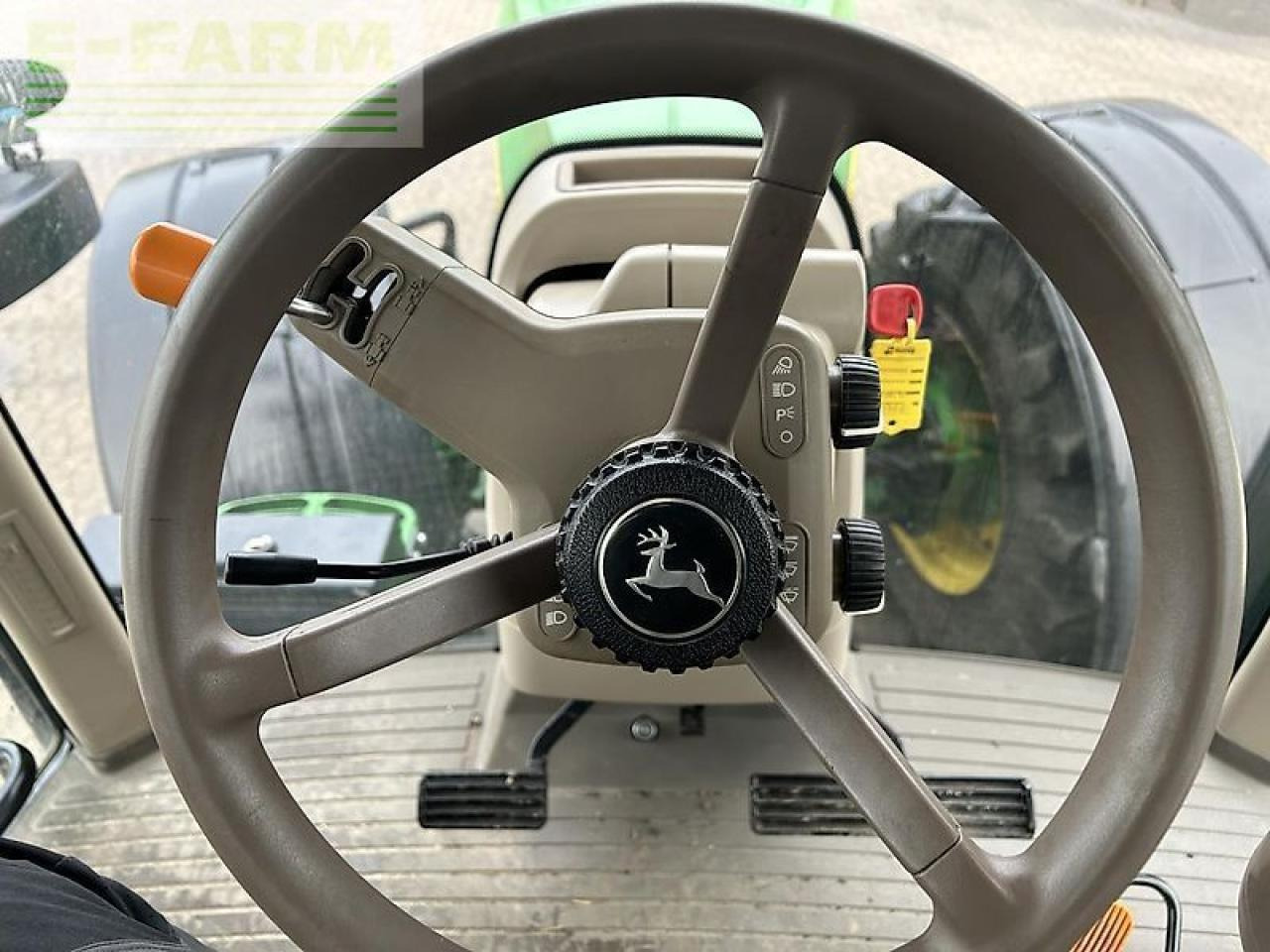 John Deere 8345r - Traktor: slika 4 John Deere 8345r - Traktor: slika 4