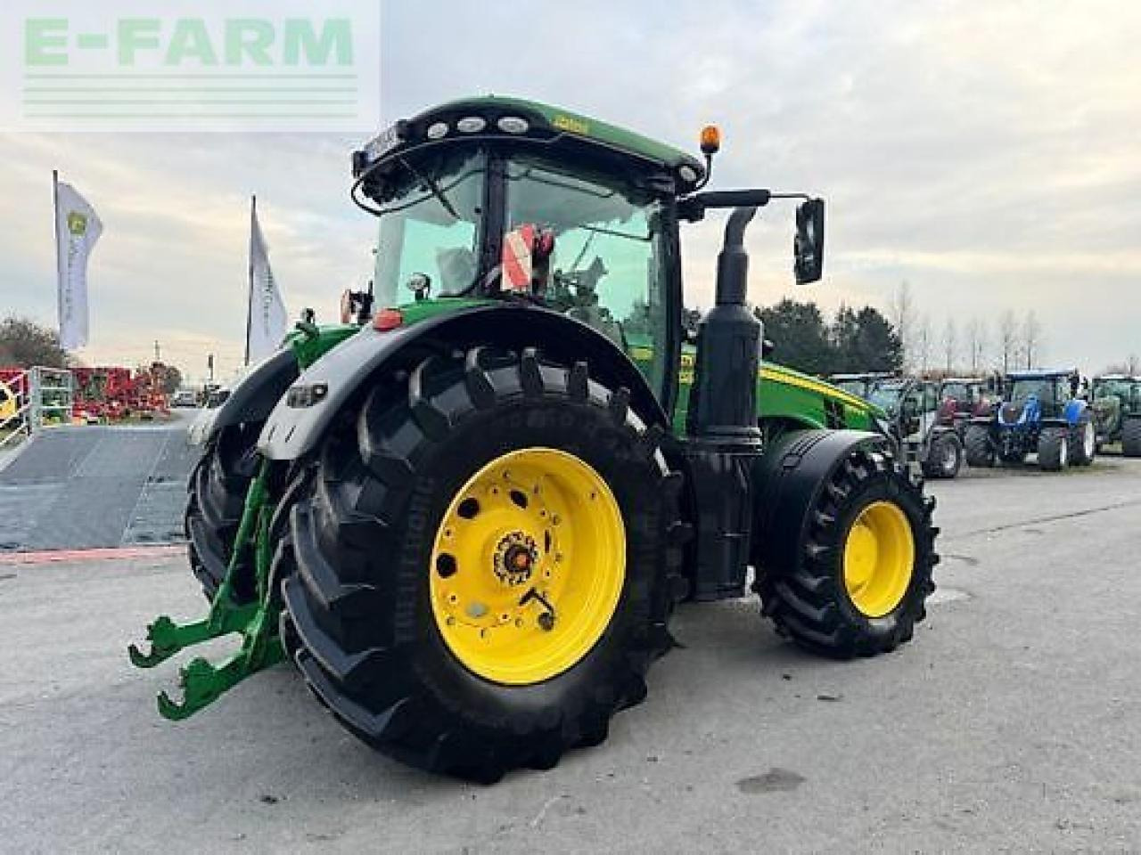John Deere 8370r - Traktor: slika 4 John Deere 8370r - Traktor: slika 4