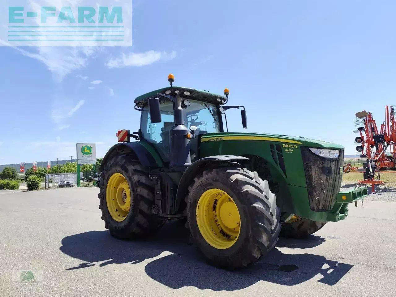 John Deere 8370r - Traktor: slika 1 John Deere 8370r - Traktor: slika 1