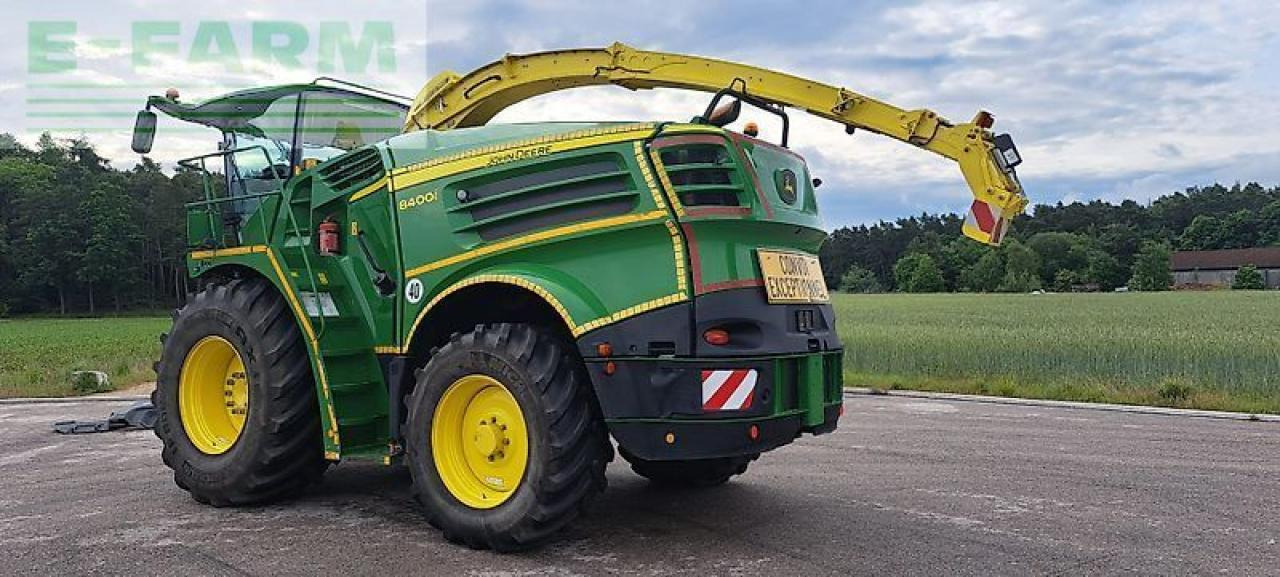 John Deere 8400 - Kombajn za krmo: slika 3 John Deere 8400 - Kombajn za krmo: slika 3