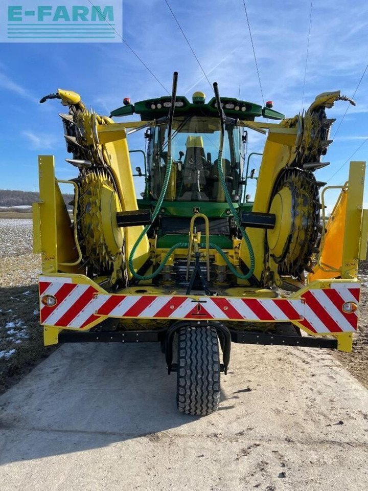 John Deere 8500 - Kombajn za krmo: slika 2 John Deere 8500 - Kombajn za krmo: slika 2