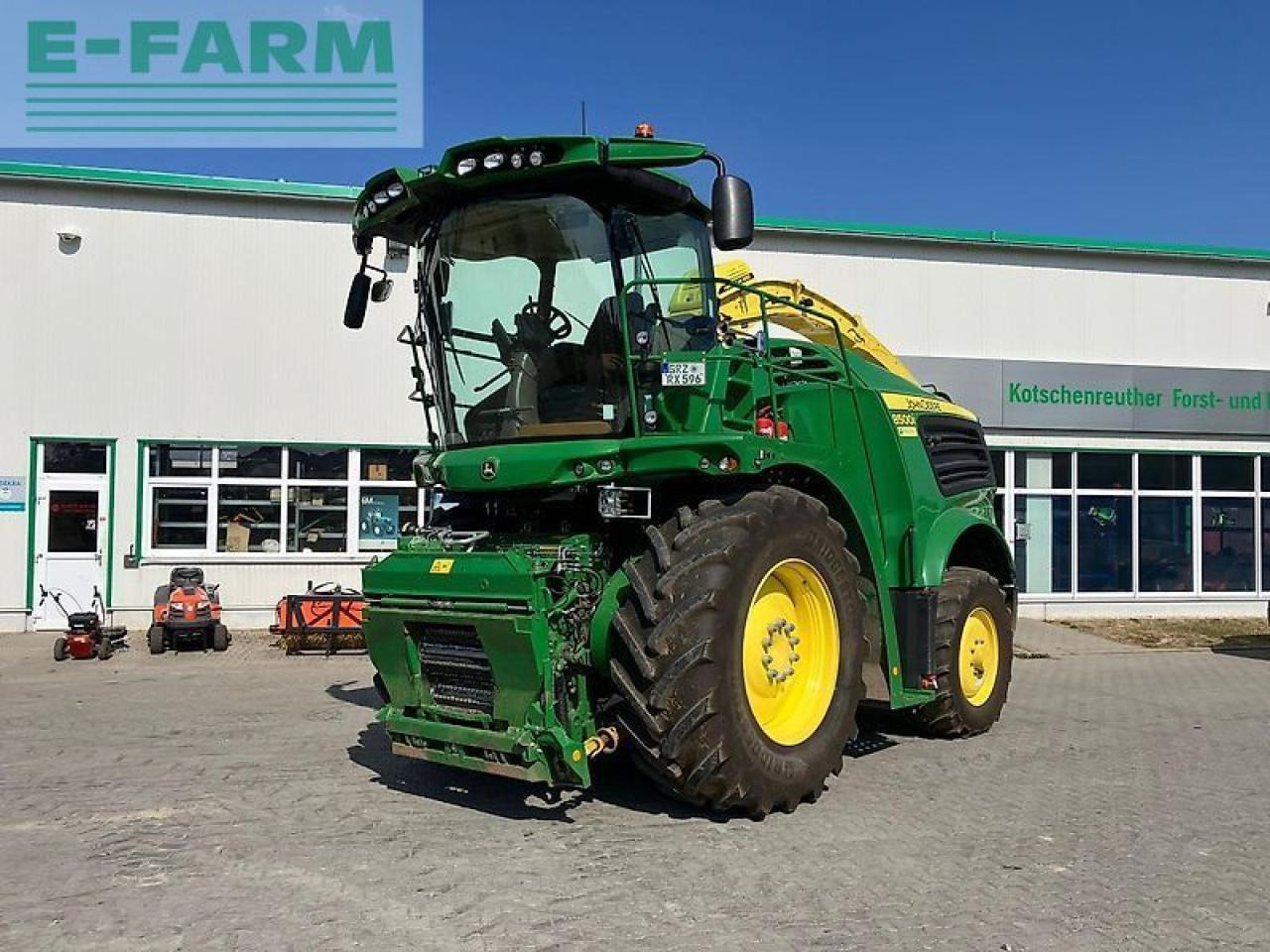 John Deere 8500 prodrive - Kombajn za krmo: slika 1 John Deere 8500 prodrive - Kombajn za krmo: slika 1