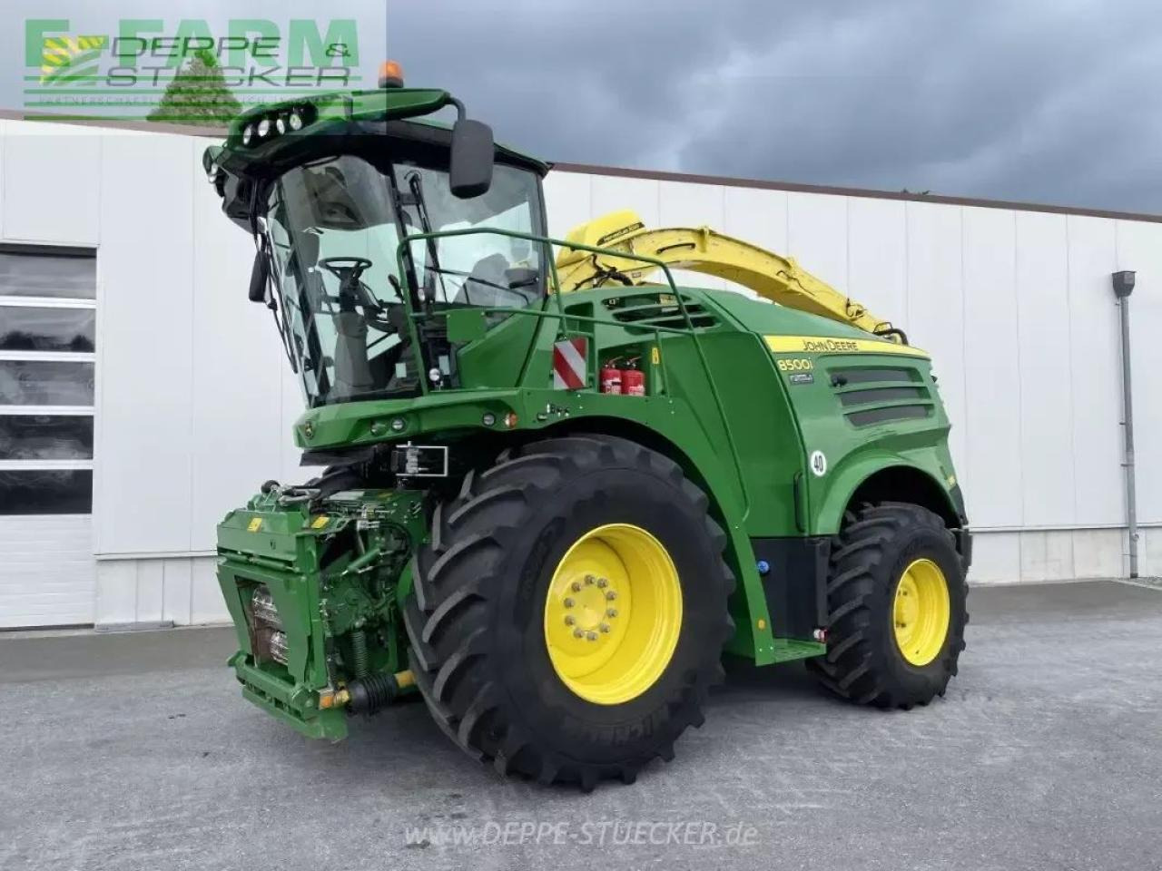 John Deere 8500i - Kombajn za krmo: slika 1 John Deere 8500i - Kombajn za krmo: slika 1