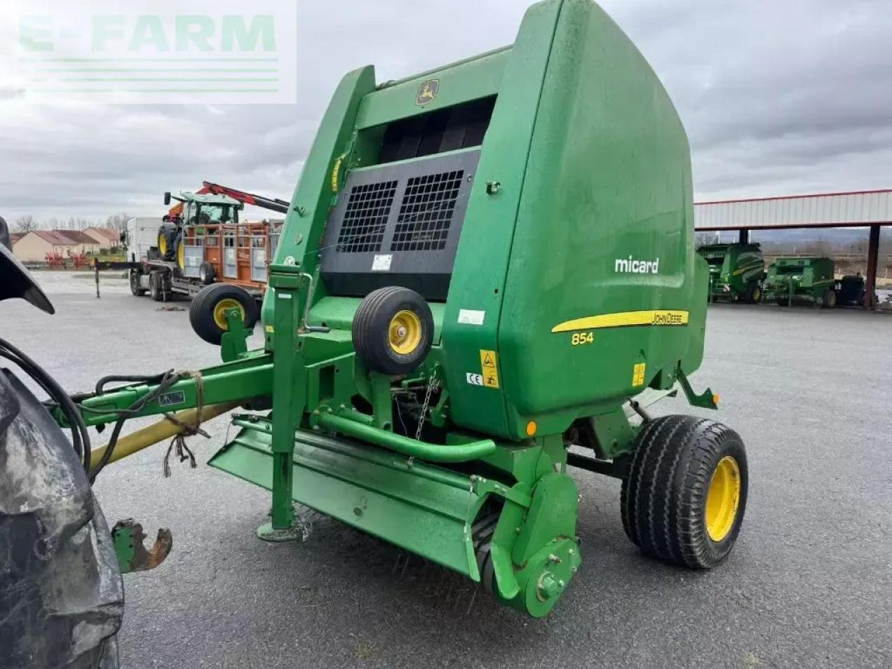 John Deere 854 destockage - Balirka za kvadratne bale: slika 1 John Deere 854 destockage - Balirka za kvadratne bale: slika 1