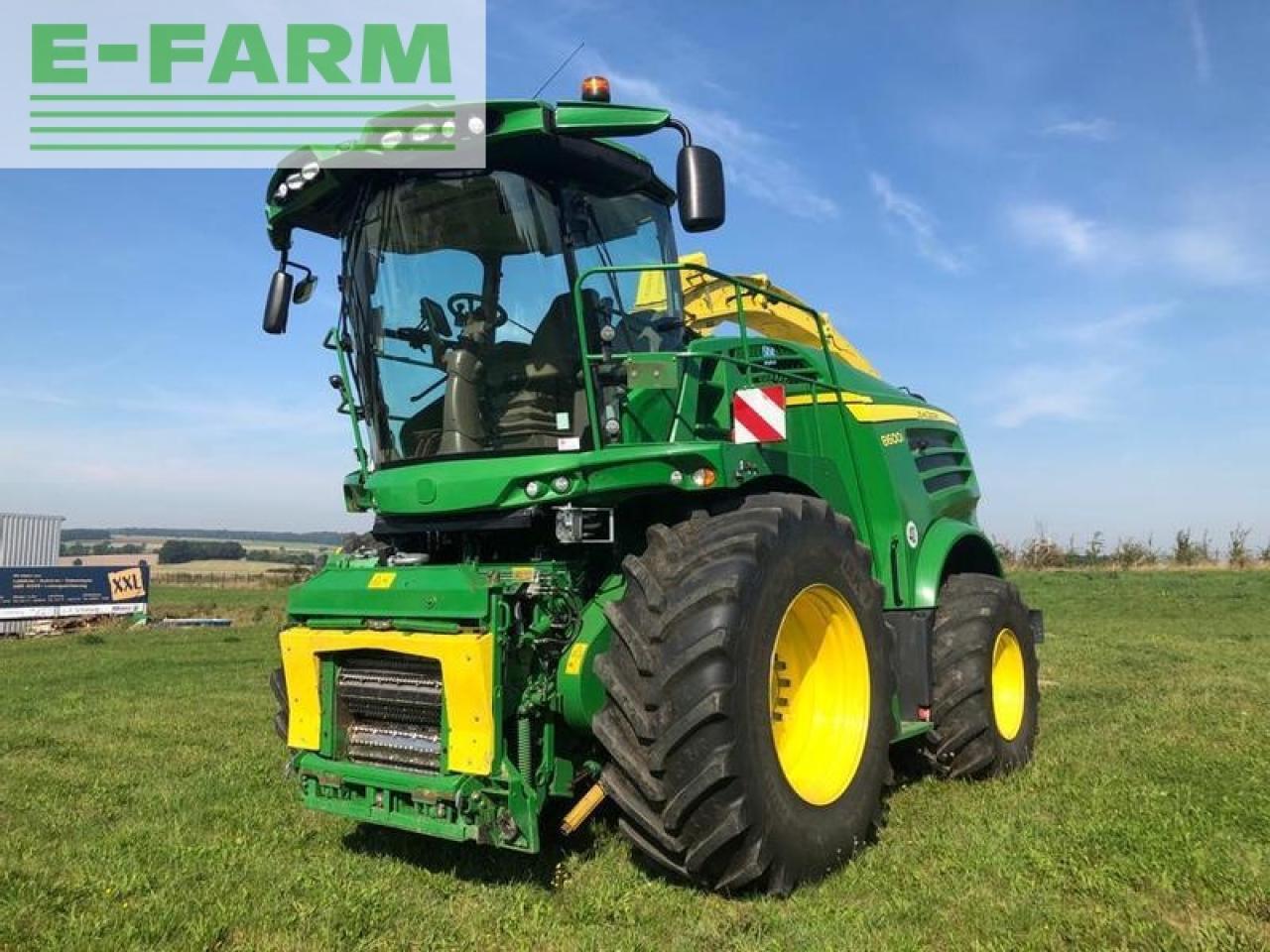 John Deere 8600 - Kombajn za krmo: slika 2 John Deere 8600 - Kombajn za krmo: slika 2