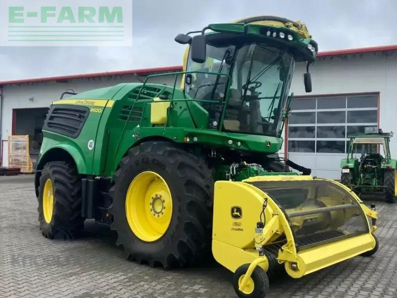 John Deere 8600i - Kombajn za krmo: slika 1 John Deere 8600i - Kombajn za krmo: slika 1