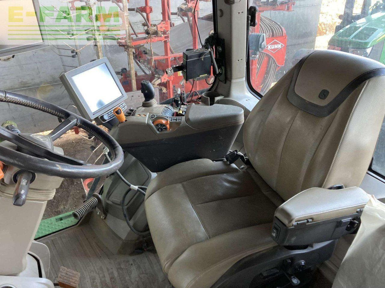 John Deere 8RX 410 - Traktor: slika 3 John Deere 8RX 410 - Traktor: slika 3