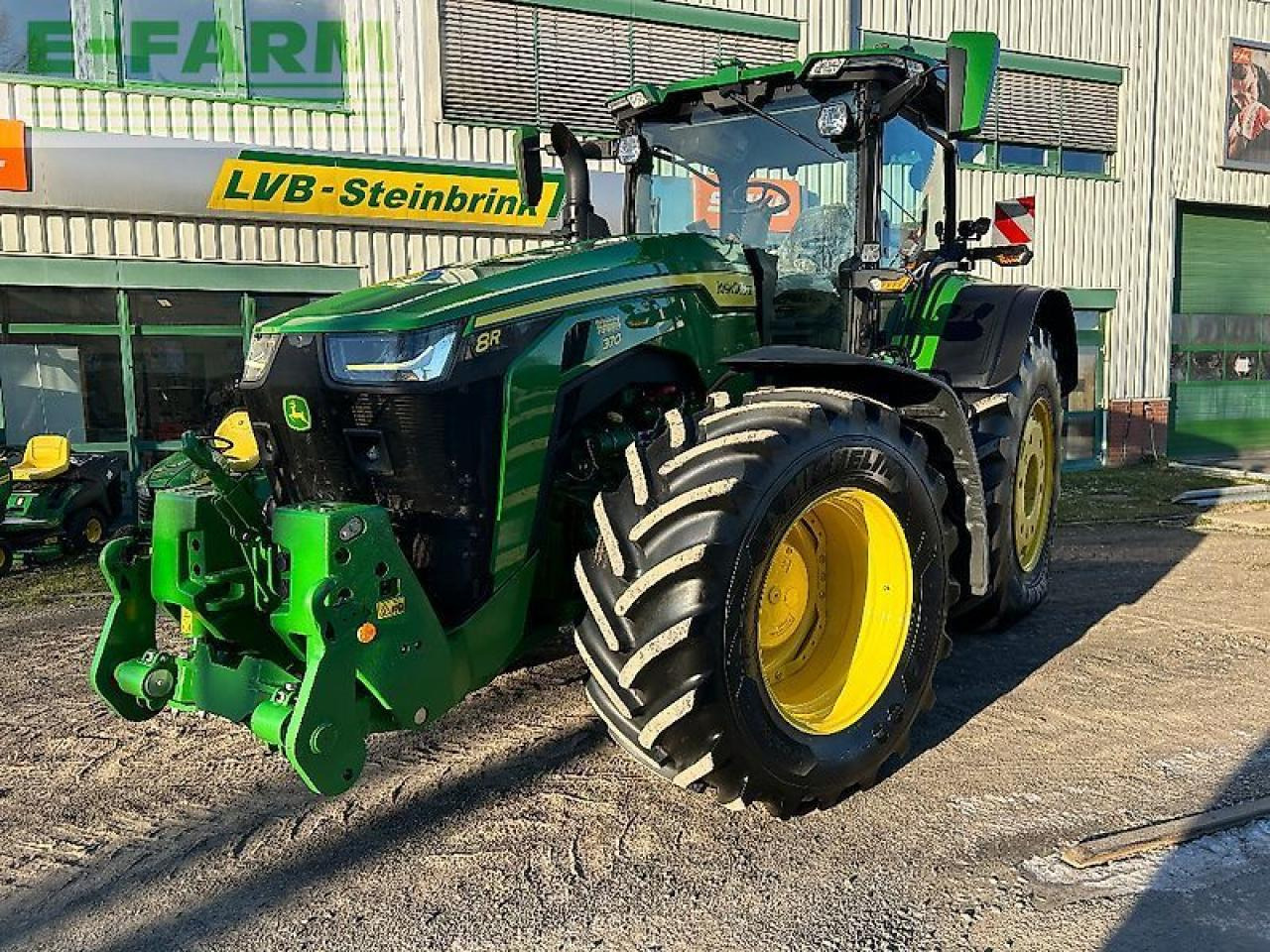 John Deere 8r370 - Traktor: slika 1 John Deere 8r370 - Traktor: slika 1