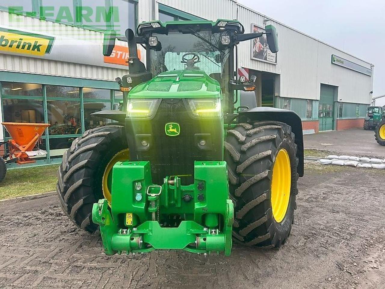 John Deere 8r370 - Traktor: slika 2 John Deere 8r370 - Traktor: slika 2