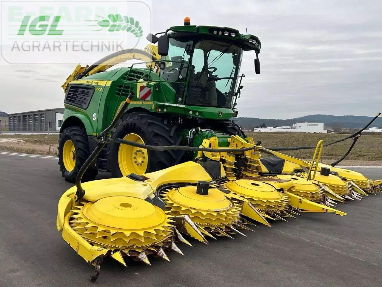 John Deere 9500i - Kombajn za krmo: slika 2 John Deere 9500i - Kombajn za krmo: slika 2