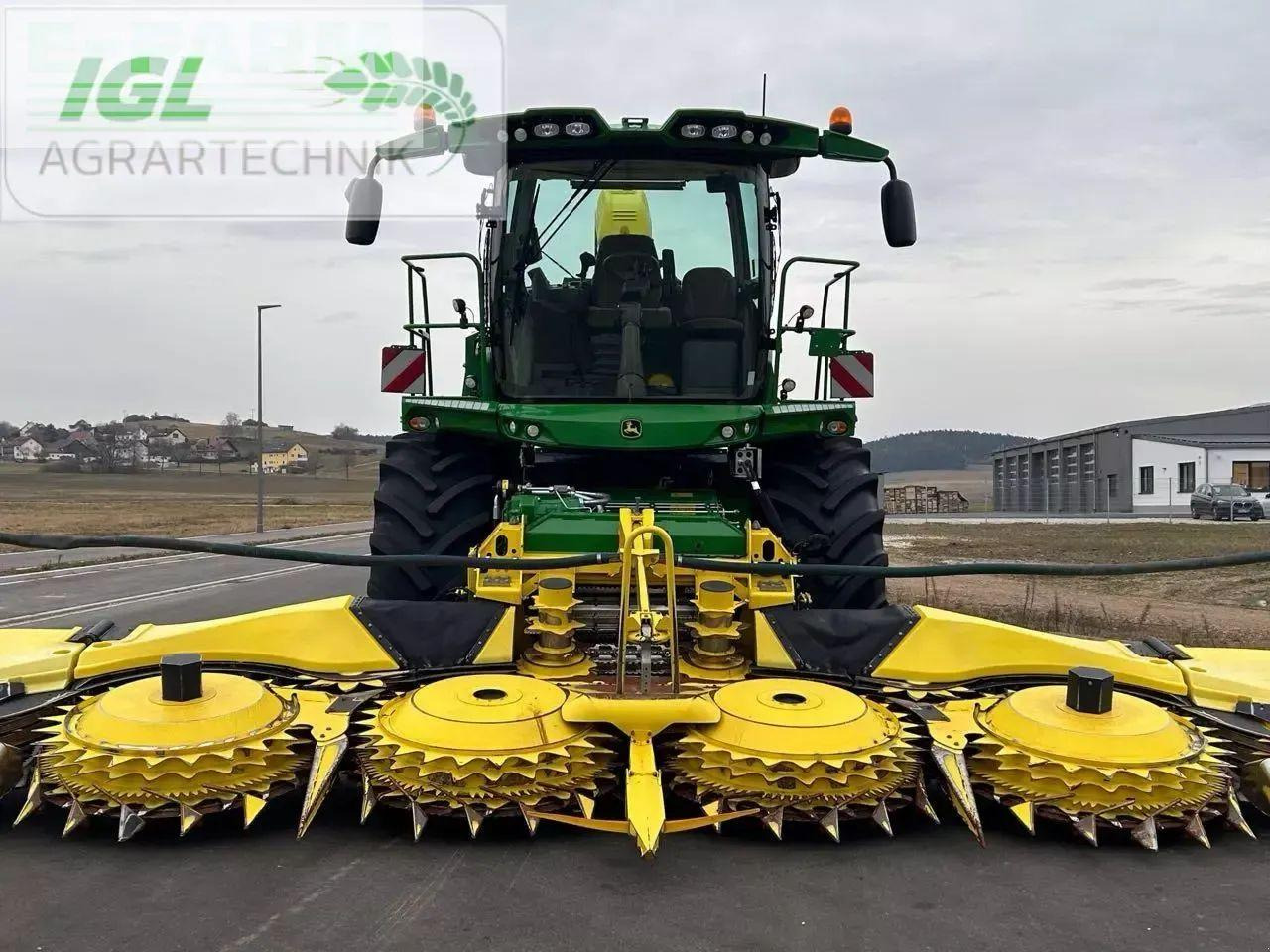 John Deere 9500i - Kombajn za krmo: slika 4 John Deere 9500i - Kombajn za krmo: slika 4