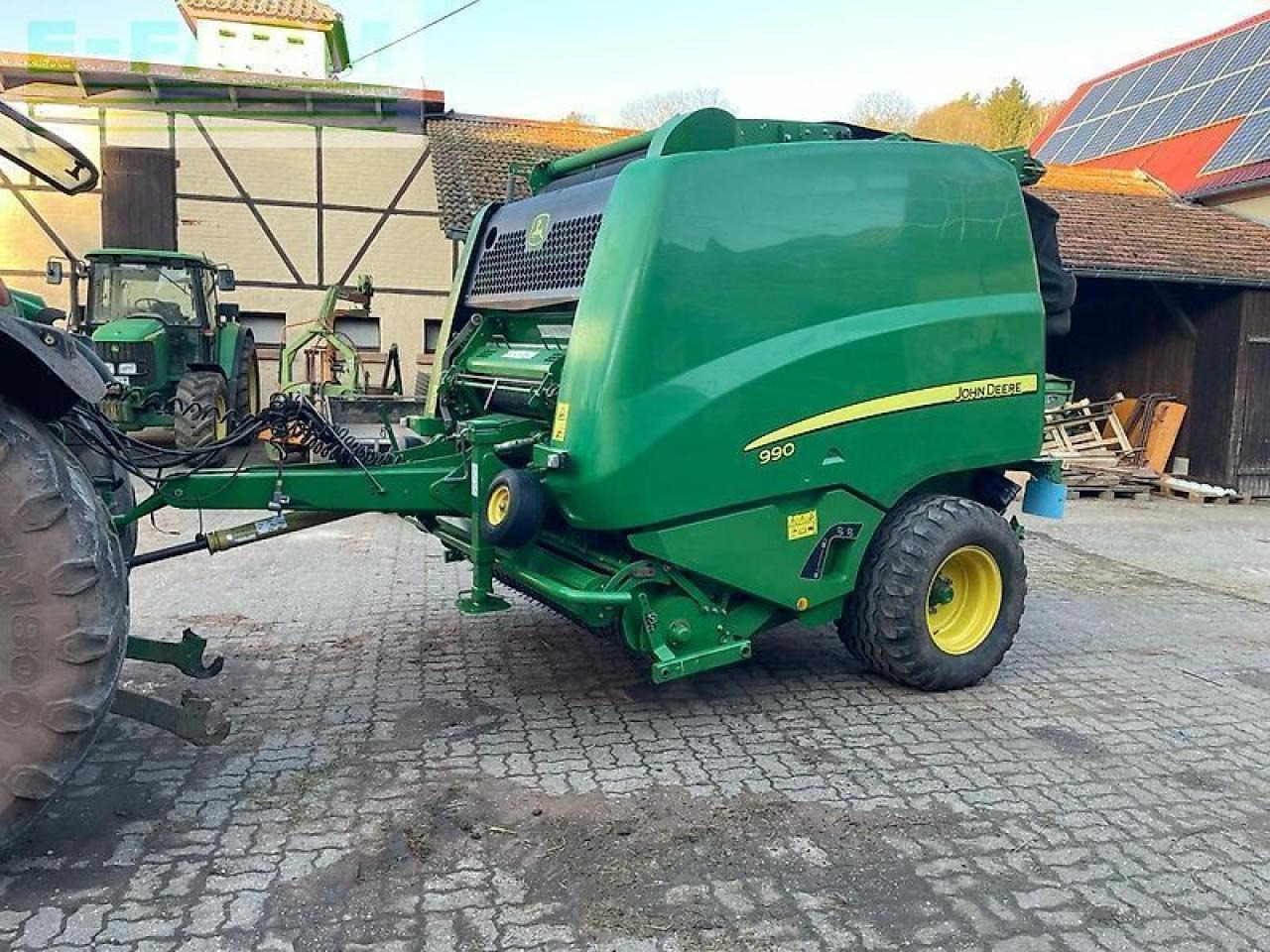 John Deere 990 premium - Balirka za kvadratne bale: slika 1 John Deere 990 premium - Balirka za kvadratne bale: slika 1