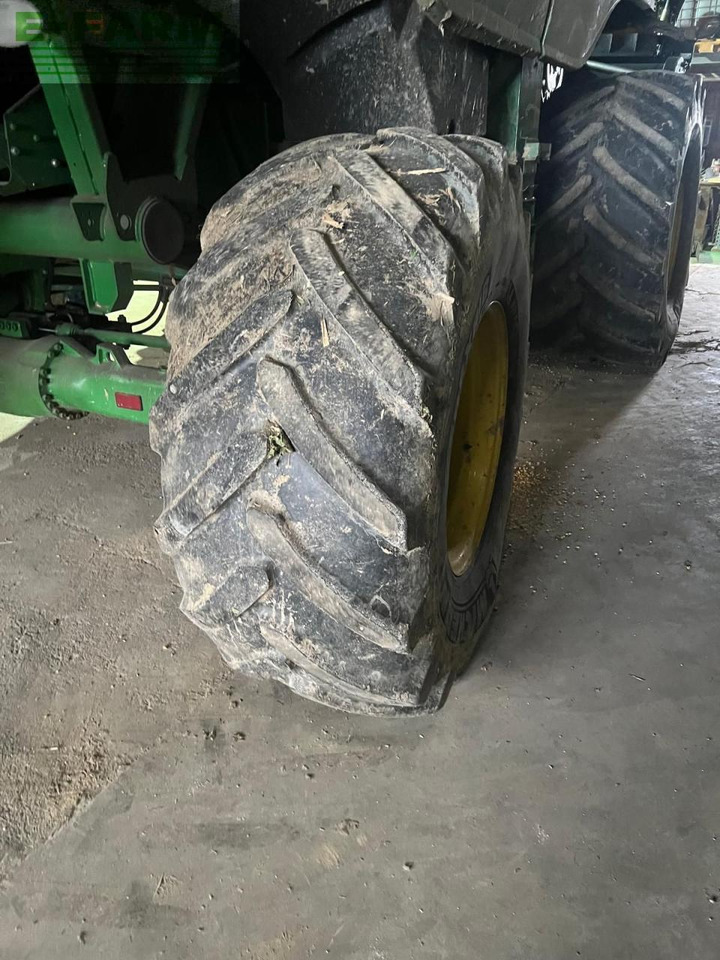 Kombajn harvester John Deere T670: slika 10