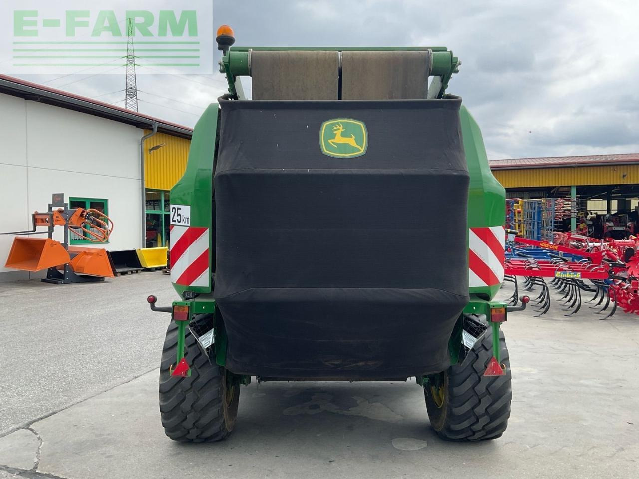 Balirka za kvadratne bale John Deere V461R: slika 7
