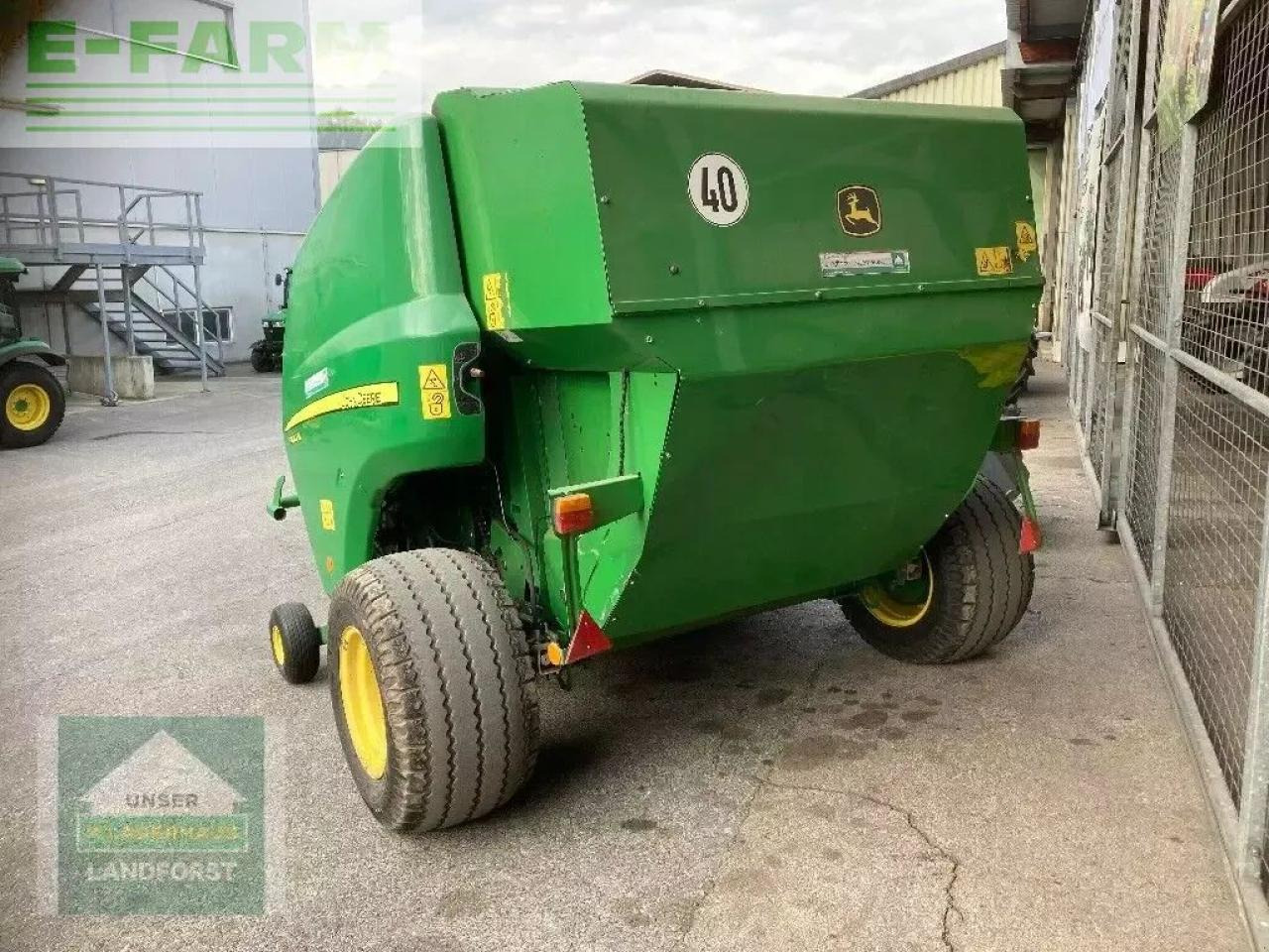 John Deere f440m - Balirka za kvadratne bale: slika 4 John Deere f440m - Balirka za kvadratne bale: slika 4