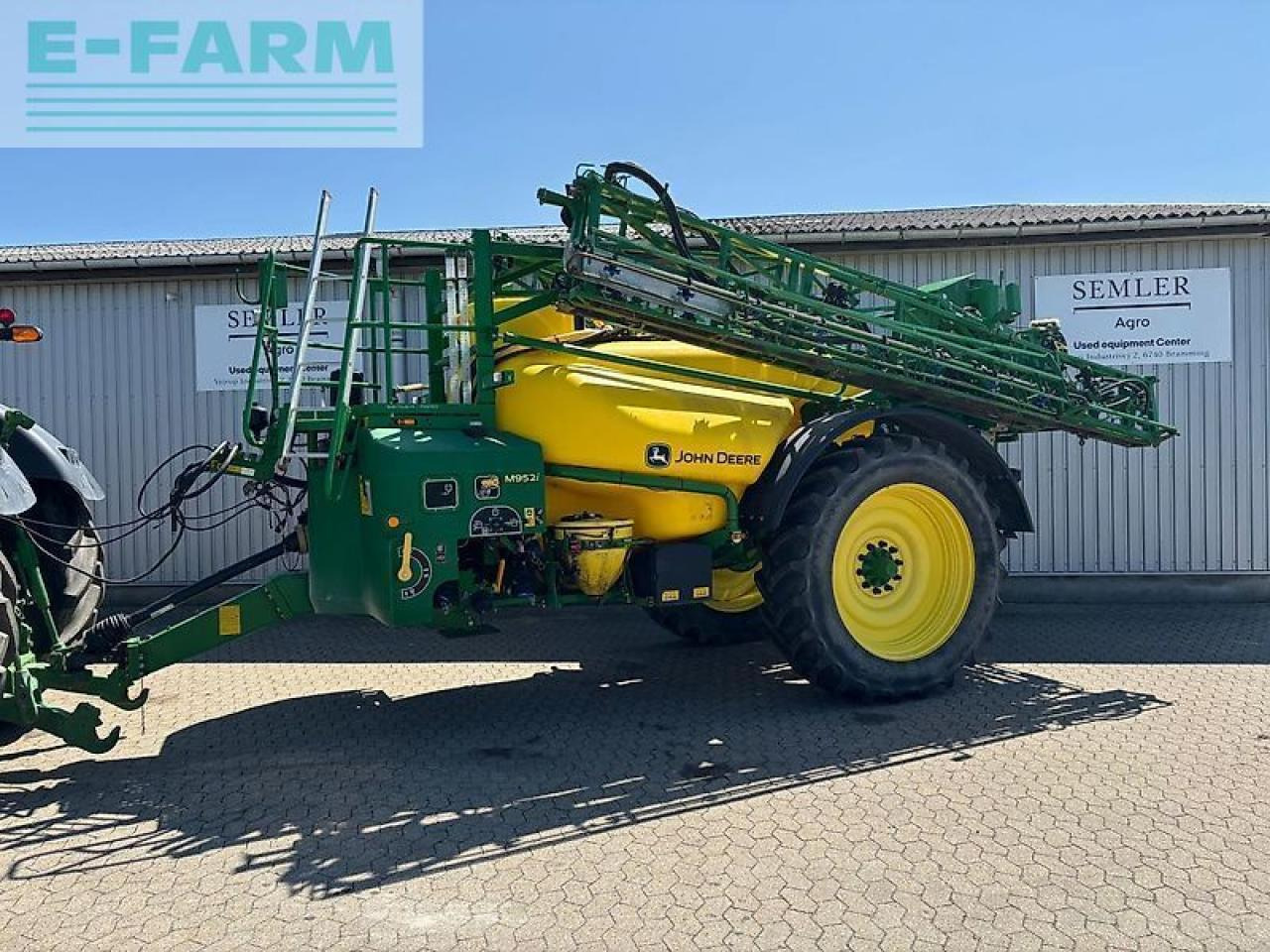 John Deere m952i - Vlečna škropilnica: slika 1 John Deere m952i - Vlečna škropilnica: slika 1