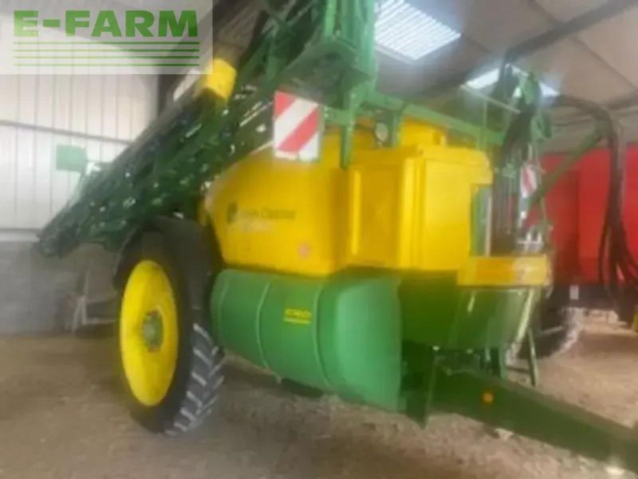 John Deere r740i - Vlečna škropilnica: slika 2 John Deere r740i - Vlečna škropilnica: slika 2