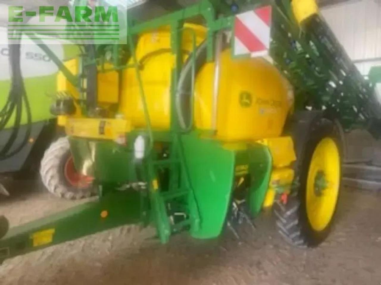 John Deere r740i - Vlečna škropilnica: slika 4 John Deere r740i - Vlečna škropilnica: slika 4