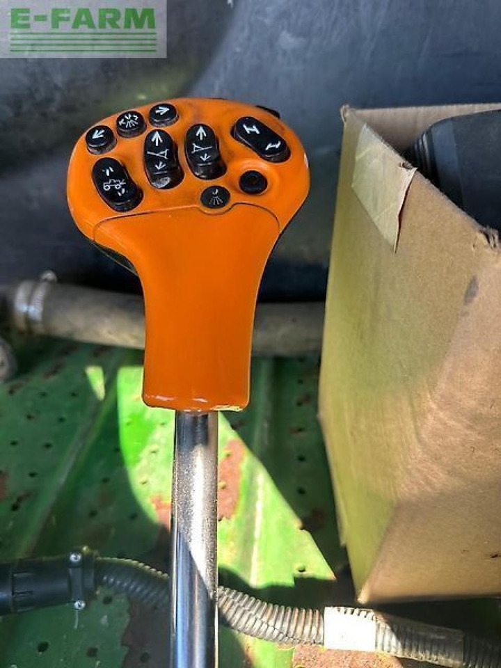 Vlečna škropilnica John Deere r952 i: slika 10