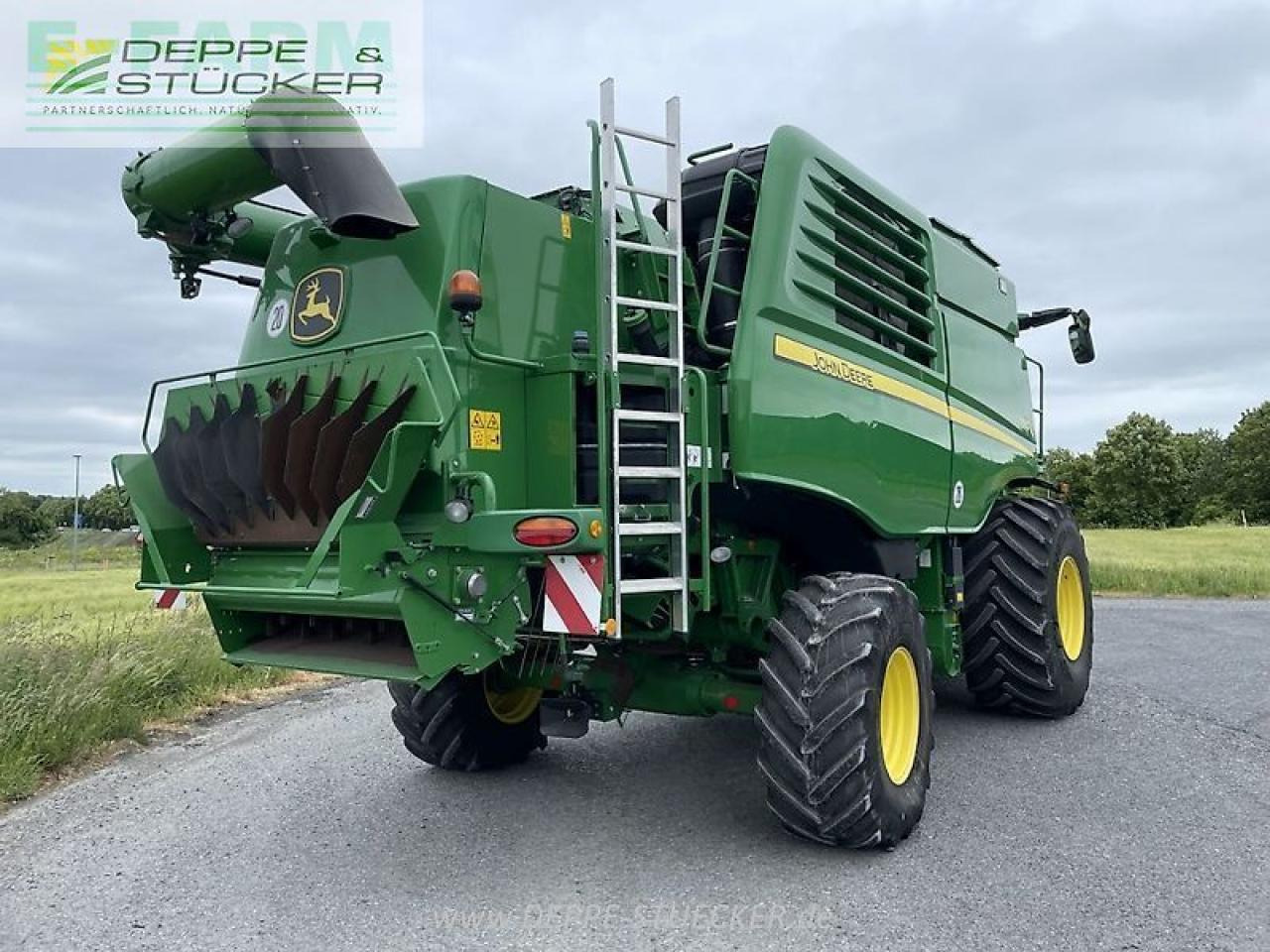 John Deere t560 mit 722pf - Kombajn harvester: slika 2 John Deere t560 mit 722pf - Kombajn harvester: slika 2