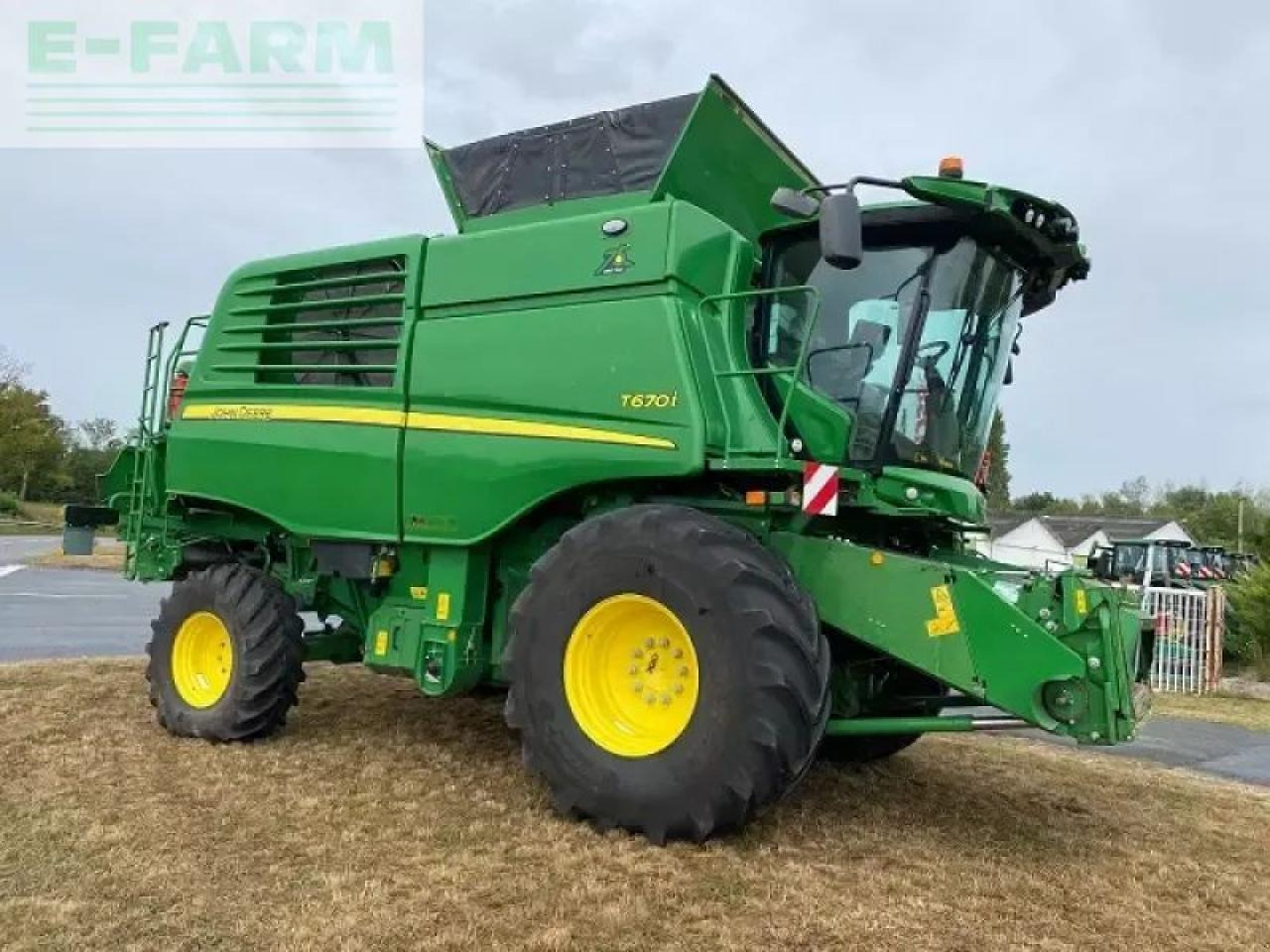 John Deere t670 - Kombajn harvester: slika 1 John Deere t670 - Kombajn harvester: slika 1