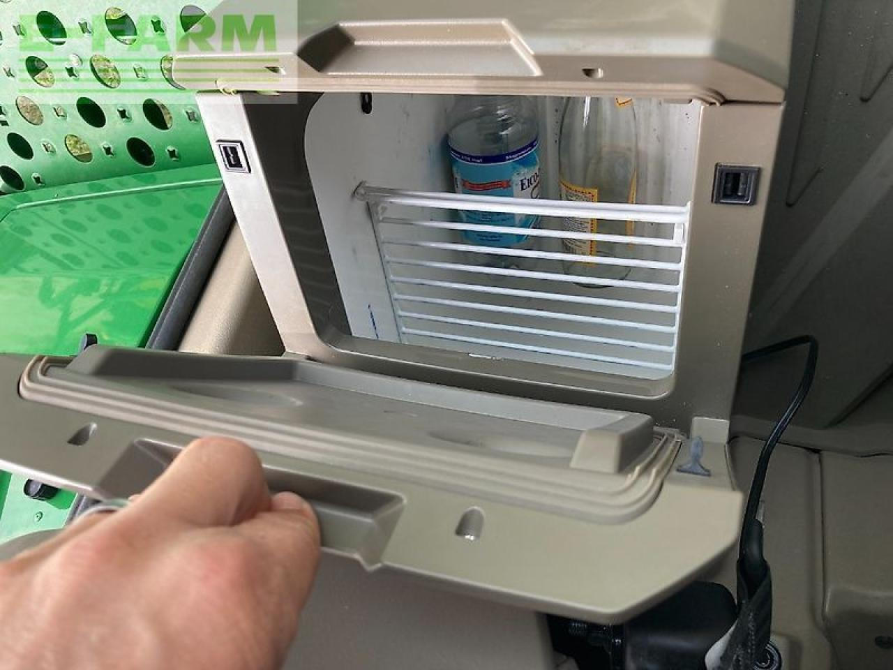 Kombajn harvester John Deere x9 1100: slika 30 Kombajn harvester John Deere x9 1100: slika 30