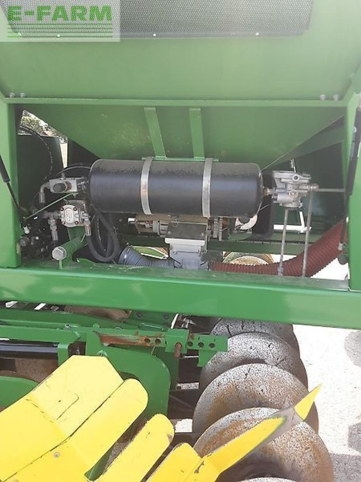 Kerner eros ea 300 - Sejalnica: slika 5 Kerner eros ea 300 - Sejalnica: slika 5