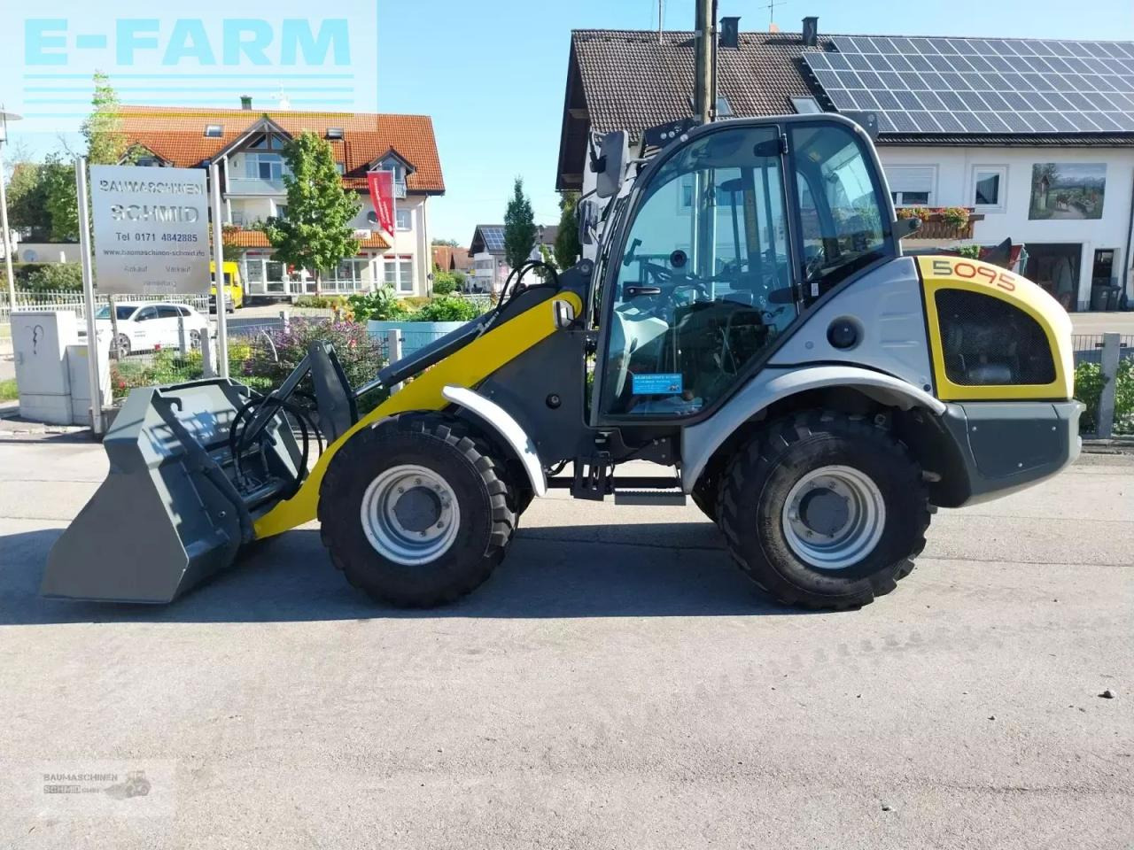 Kramer 5095 - Mini bager: slika 1 Kramer 5095 - Mini bager: slika 1