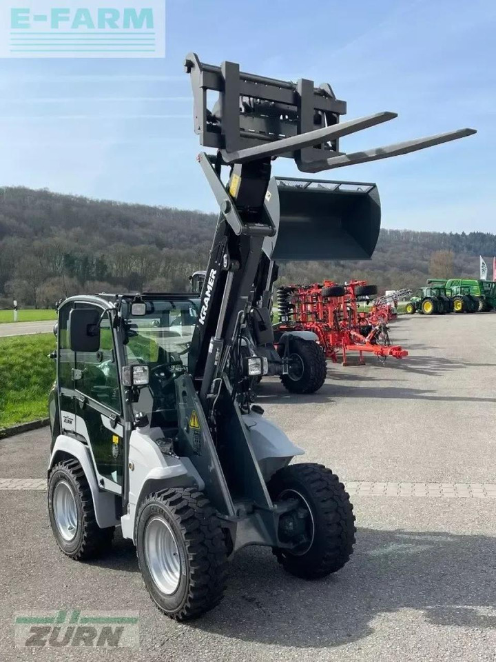 Kramer kl12.5 - Mini bager: slika 2 Kramer kl12.5 - Mini bager: slika 2