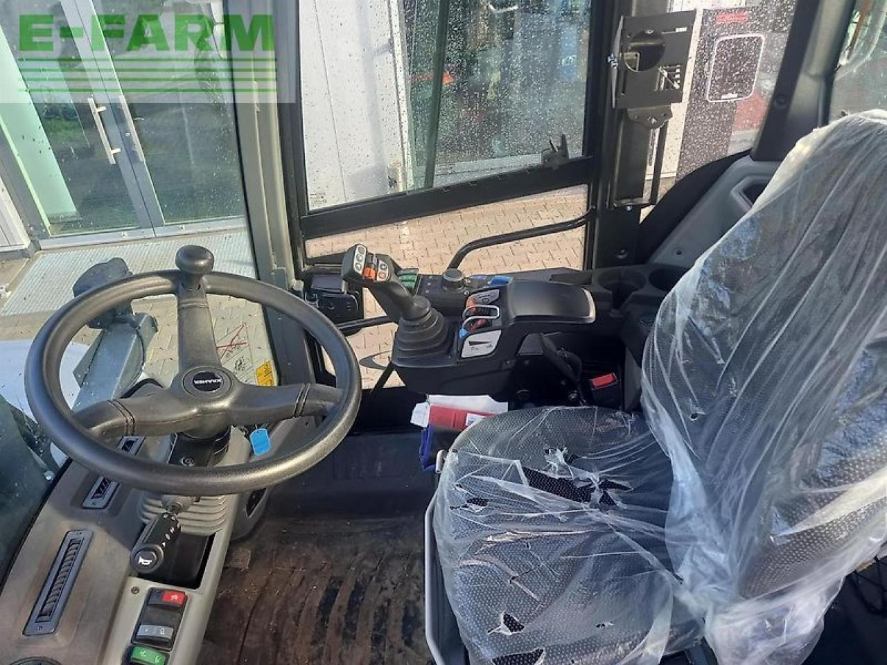 Kramer kl55.8t - Mini bager: slika 4 Kramer kl55.8t - Mini bager: slika 4