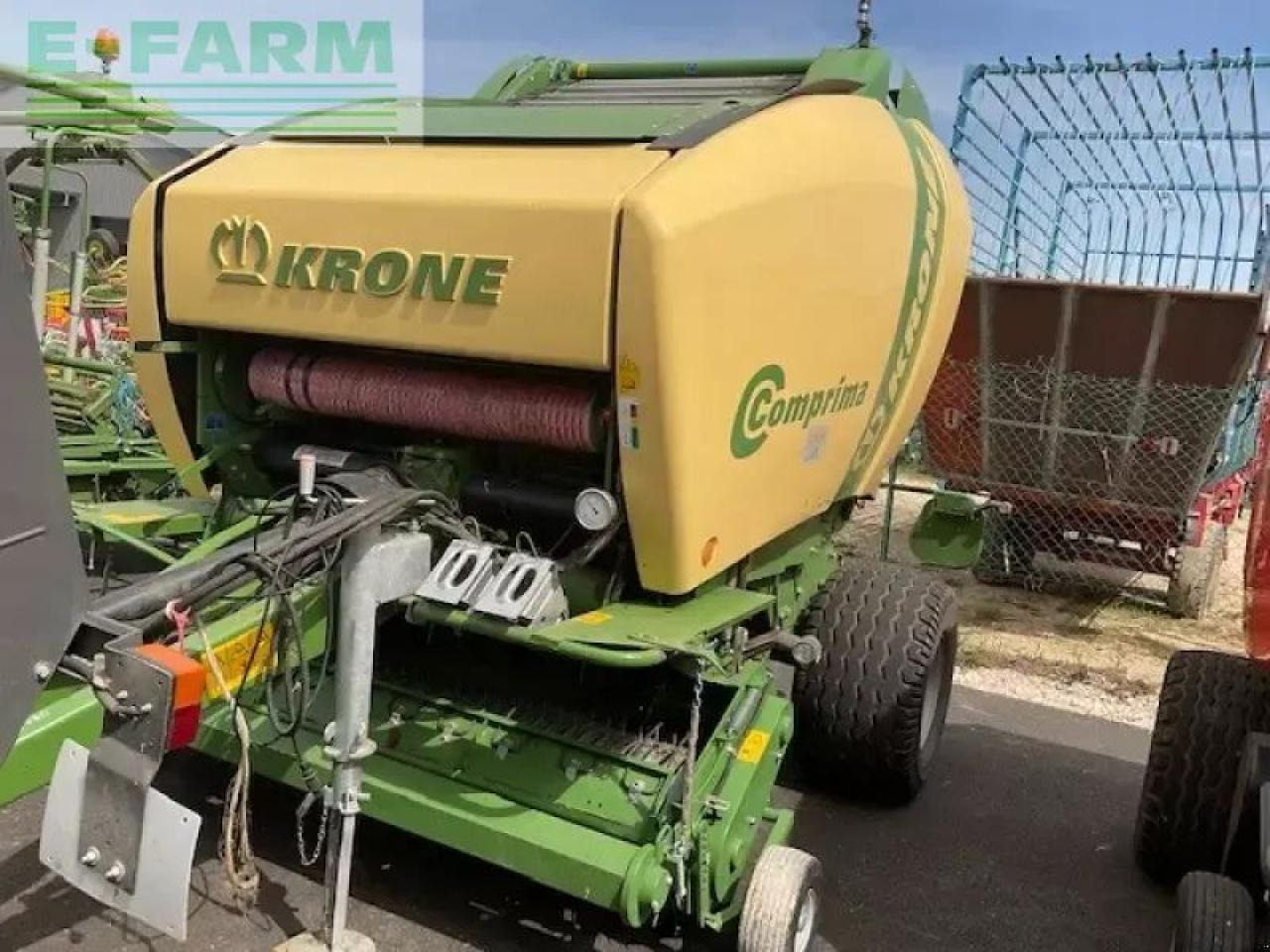 Krone v 150 - Balirka za kvadratne bale: slika 2 Krone v 150 - Balirka za kvadratne bale: slika 2