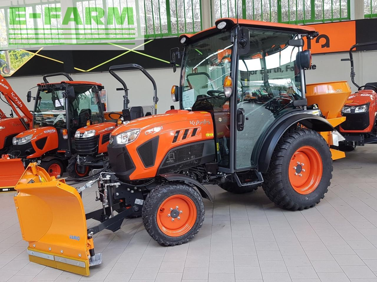 Kubota lx351 cab winterdienstpaket - Traktor: slika 4 Kubota lx351 cab winterdienstpaket - Traktor: slika 4