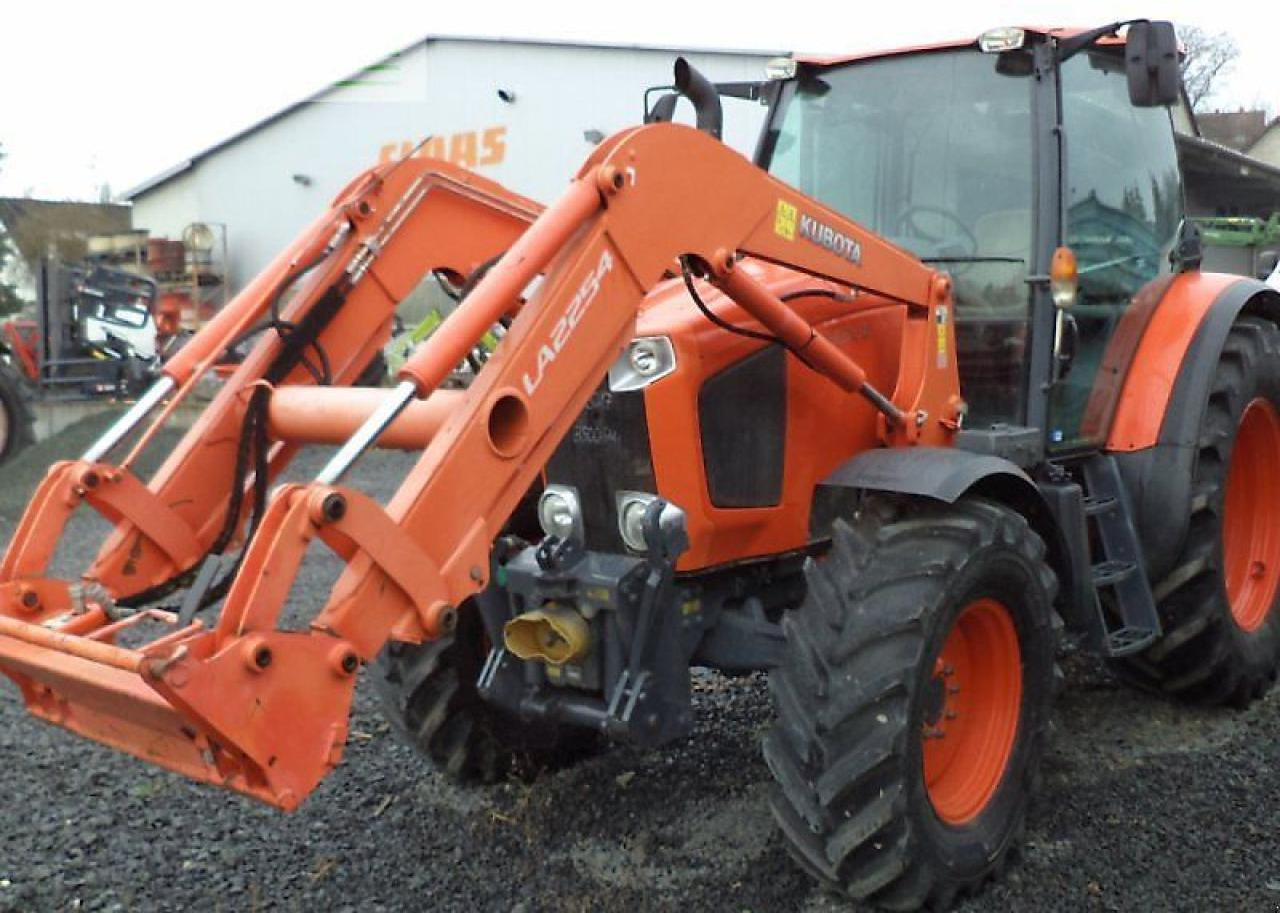 Kubota m135-17 gx 2 - Traktor: slika 2 Kubota m135-17 gx 2 - Traktor: slika 2