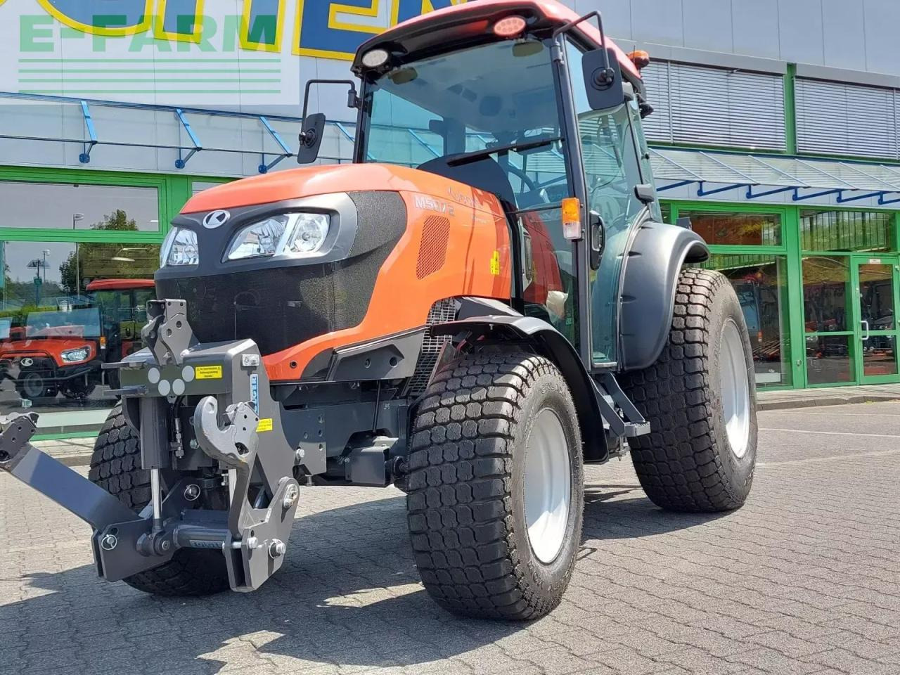 Traktor Kubota m5-072 narrow cab: slika 7