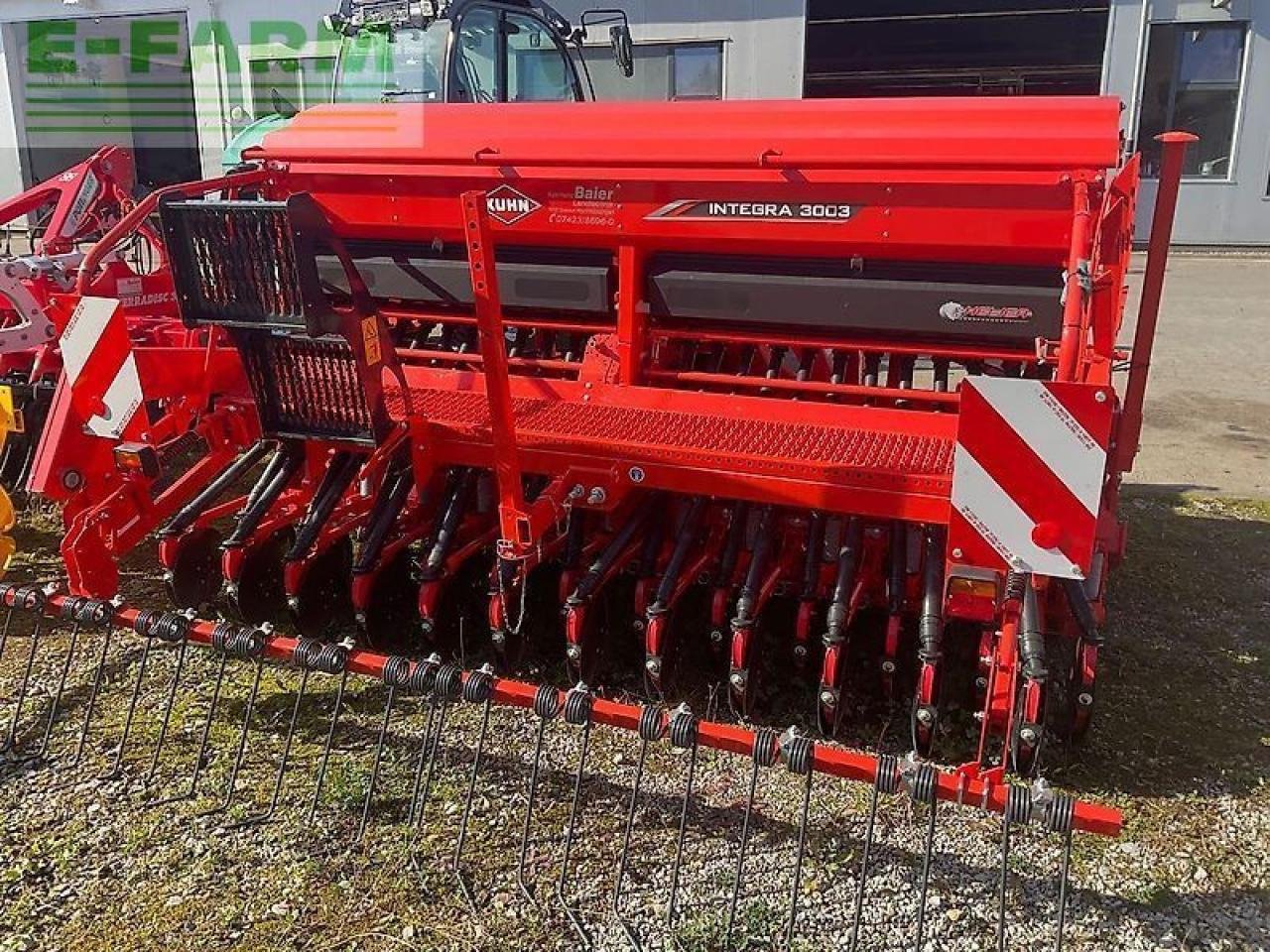 Kuhn hrb 303 / integra 3003 - Sejalnica: slika 1 Kuhn hrb 303 / integra 3003 - Sejalnica: slika 1