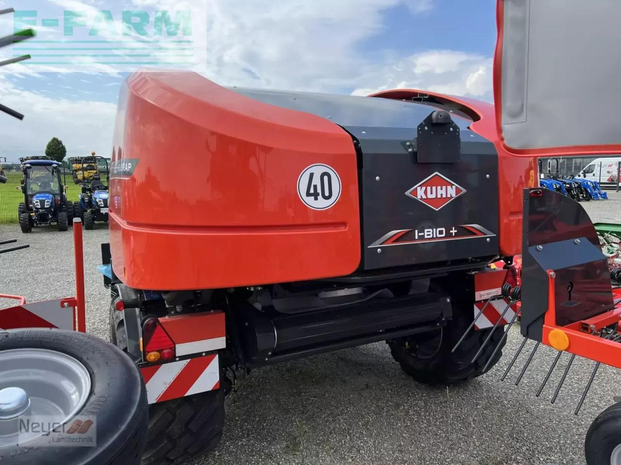 Kuhn i-bio+ intelliwrap press-wickel-kombi - Balirka za kvadratne bale: slika 5 Kuhn i-bio+ intelliwrap press-wickel-kombi - Balirka za kvadratne bale: slika 5