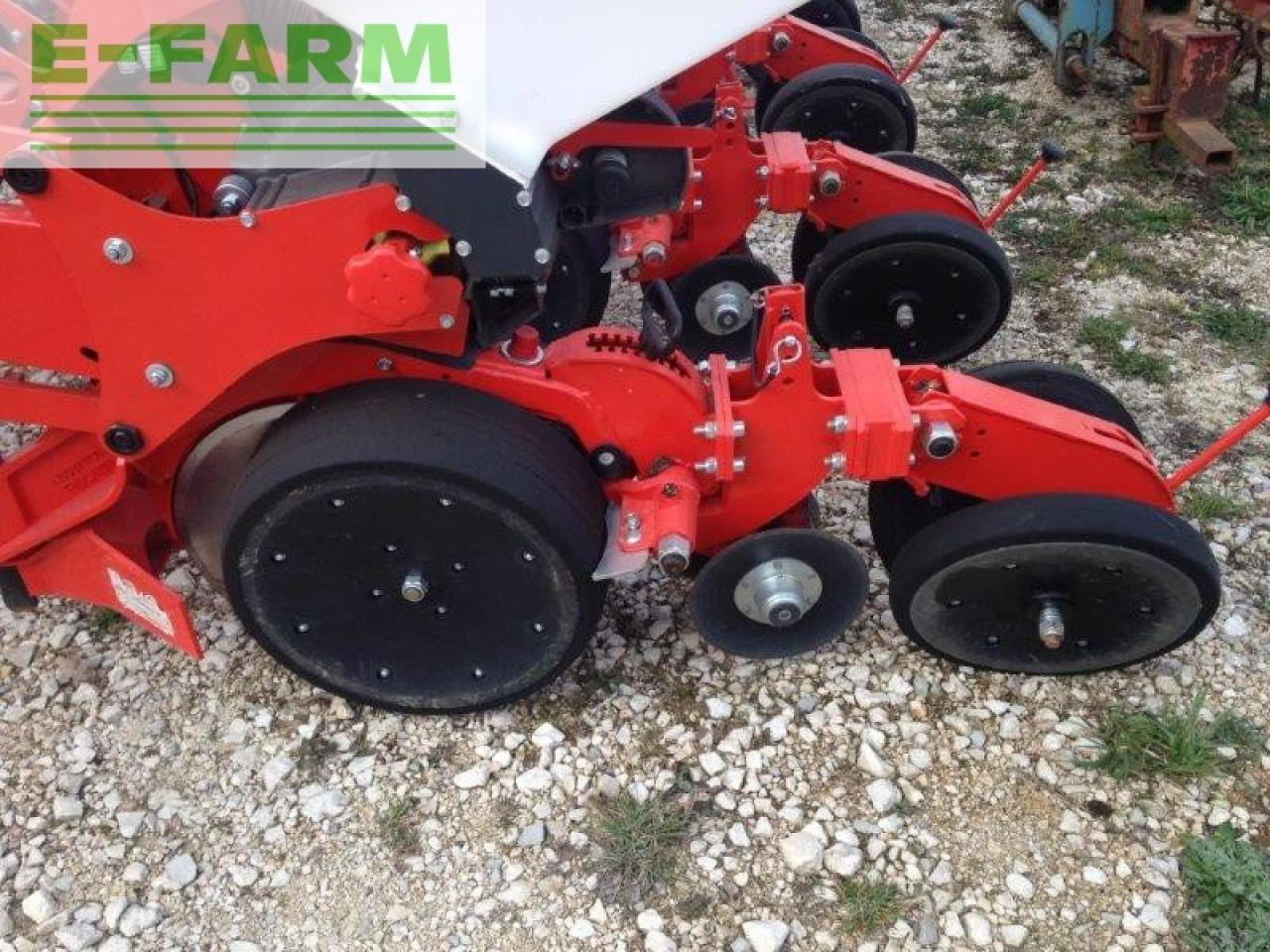 Kuhn maxxima 8 rt - Natančna sejalnica: slika 4 Kuhn maxxima 8 rt - Natančna sejalnica: slika 4