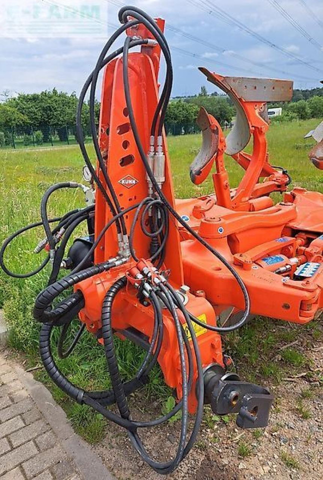 Kuhn varimaster 153 - Plug: slika 5 Kuhn varimaster 153 - Plug: slika 5