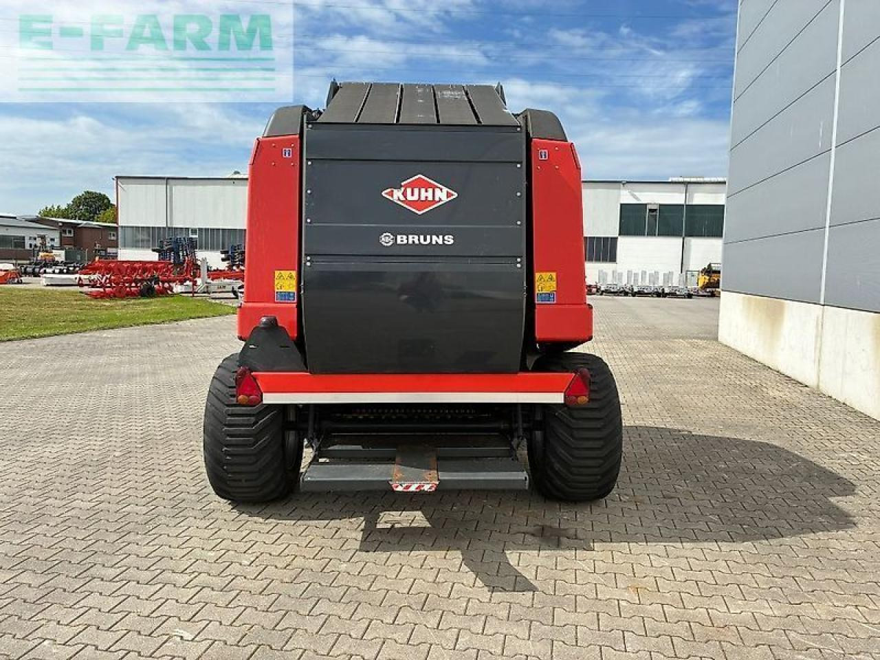 Kuhn vb 2295 oc 23 - Balirka za kvadratne bale: slika 4 Kuhn vb 2295 oc 23 - Balirka za kvadratne bale: slika 4