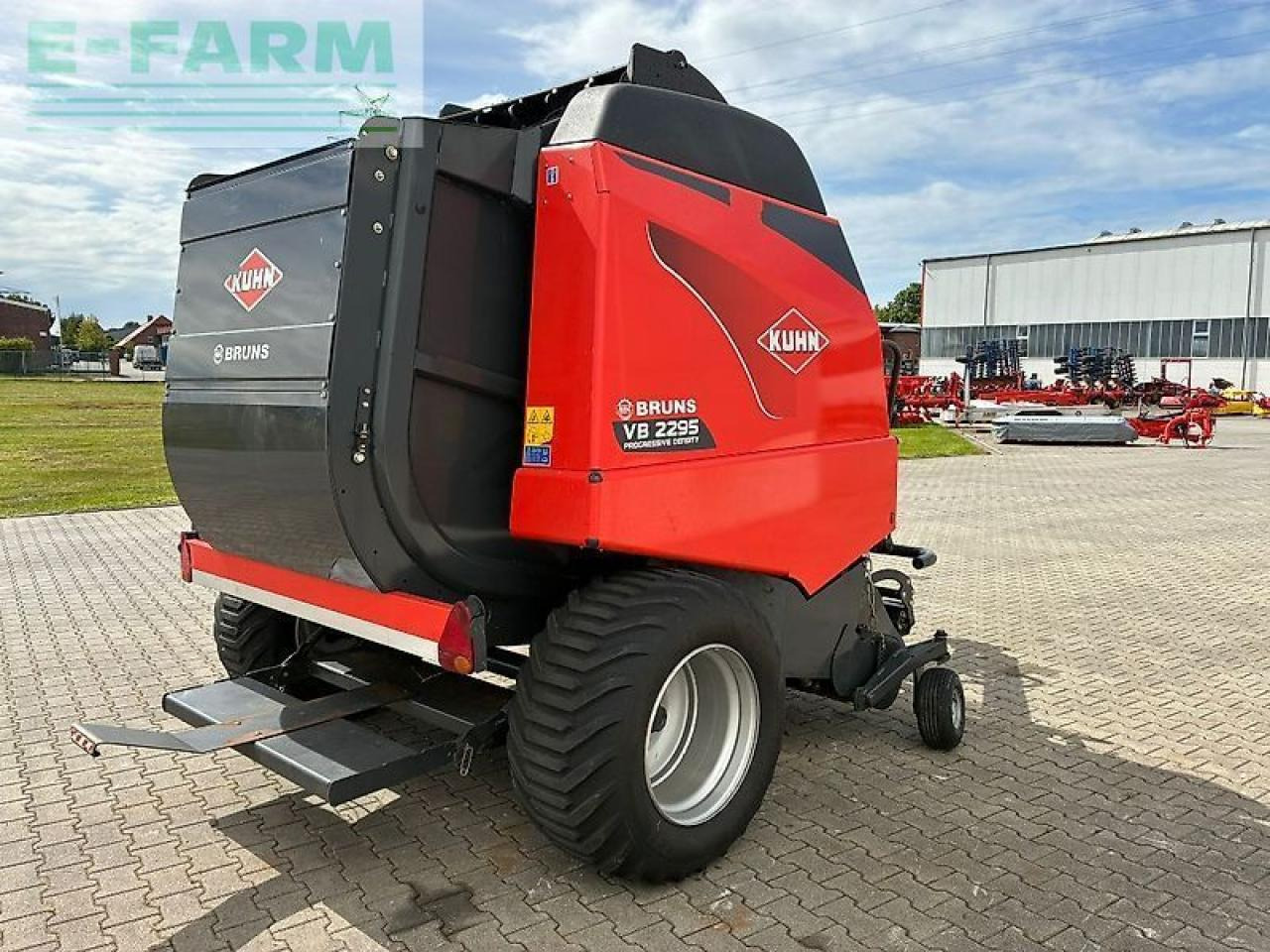 Kuhn vb 2295 oc 23 - Balirka za kvadratne bale: slika 5 Kuhn vb 2295 oc 23 - Balirka za kvadratne bale: slika 5