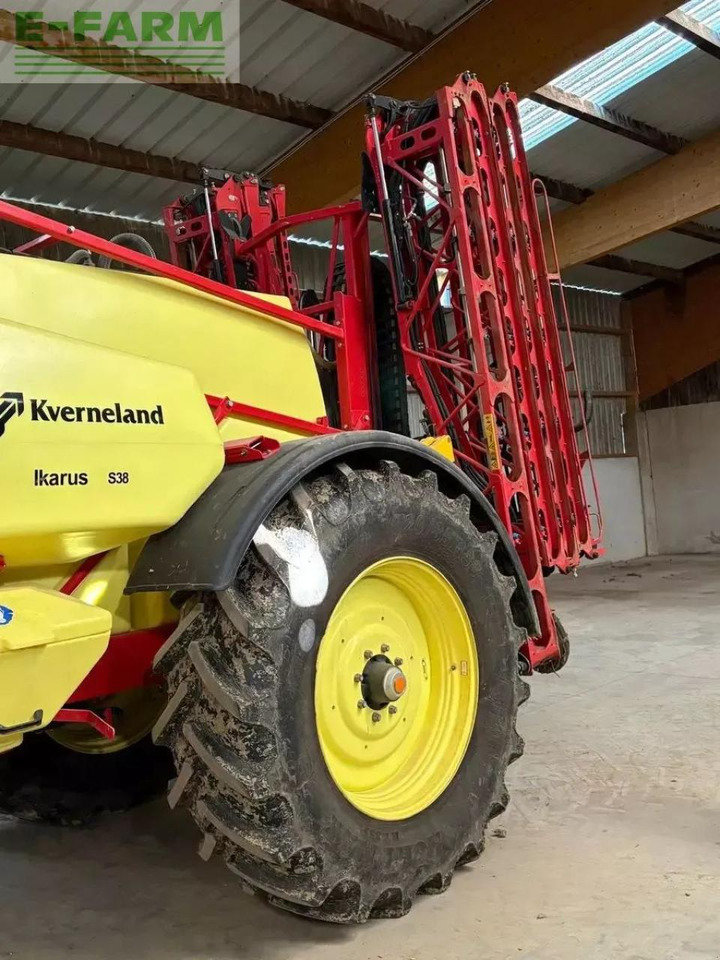 Vlečna škropilnica Kverneland ikarus s 38: slika 12