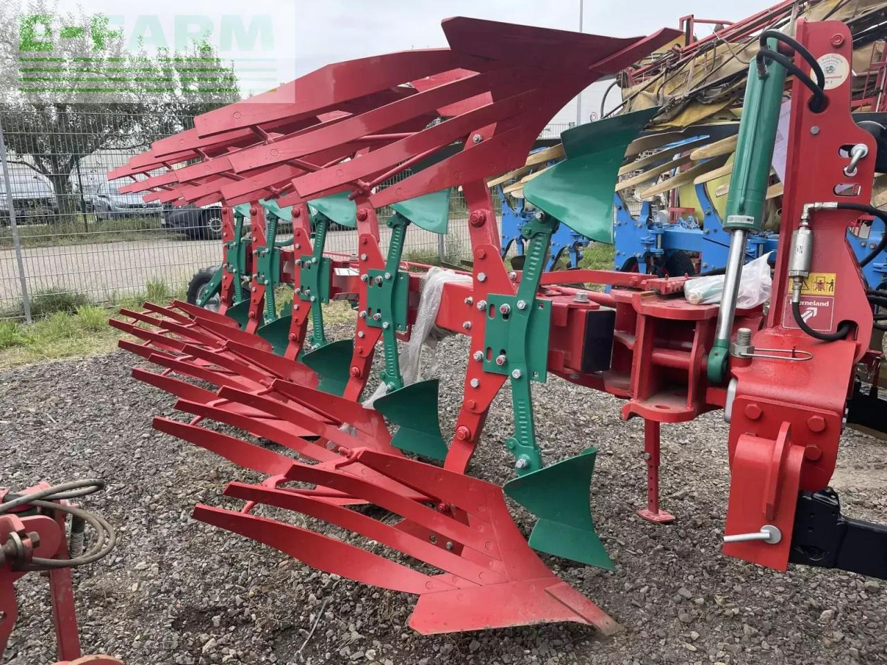 Kverneland lb 100-300-5 hd - Plug: slika 1 Kverneland lb 100-300-5 hd - Plug: slika 1