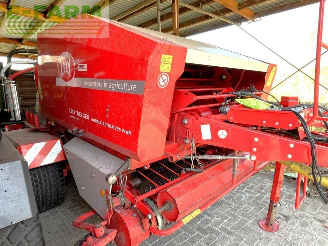 Lely welger double action da rp 235 profi - Balirka za kvadratne bale: slika 2 Lely welger double action da rp 235 profi - Balirka za kvadratne bale: slika 2