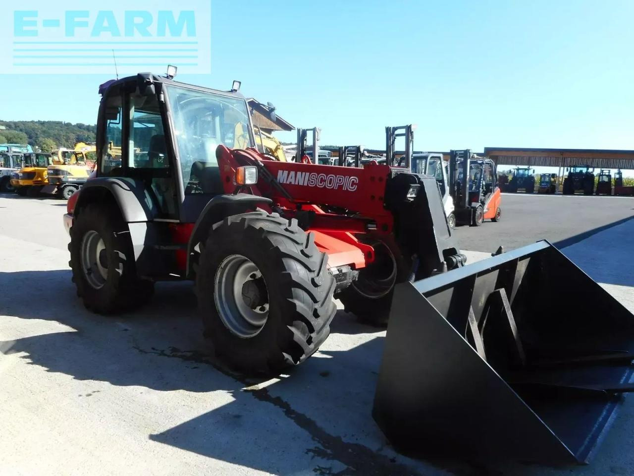 Manitou mla 628-120 t lsu mit teleskoparm! - Mini bager: slika 4 Manitou mla 628-120 t lsu mit teleskoparm! - Mini bager: slika 4