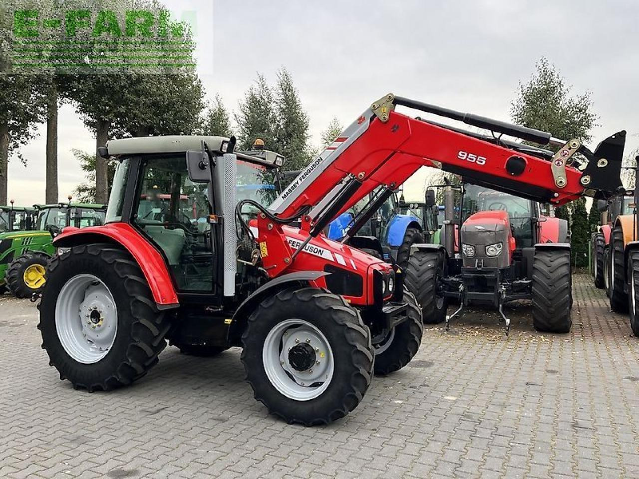 Massey Ferguson 5455 dyna-4 + massey ferguson 955 - Traktor: slika 4 Massey Ferguson 5455 dyna-4 + massey ferguson 955 - Traktor: slika 4