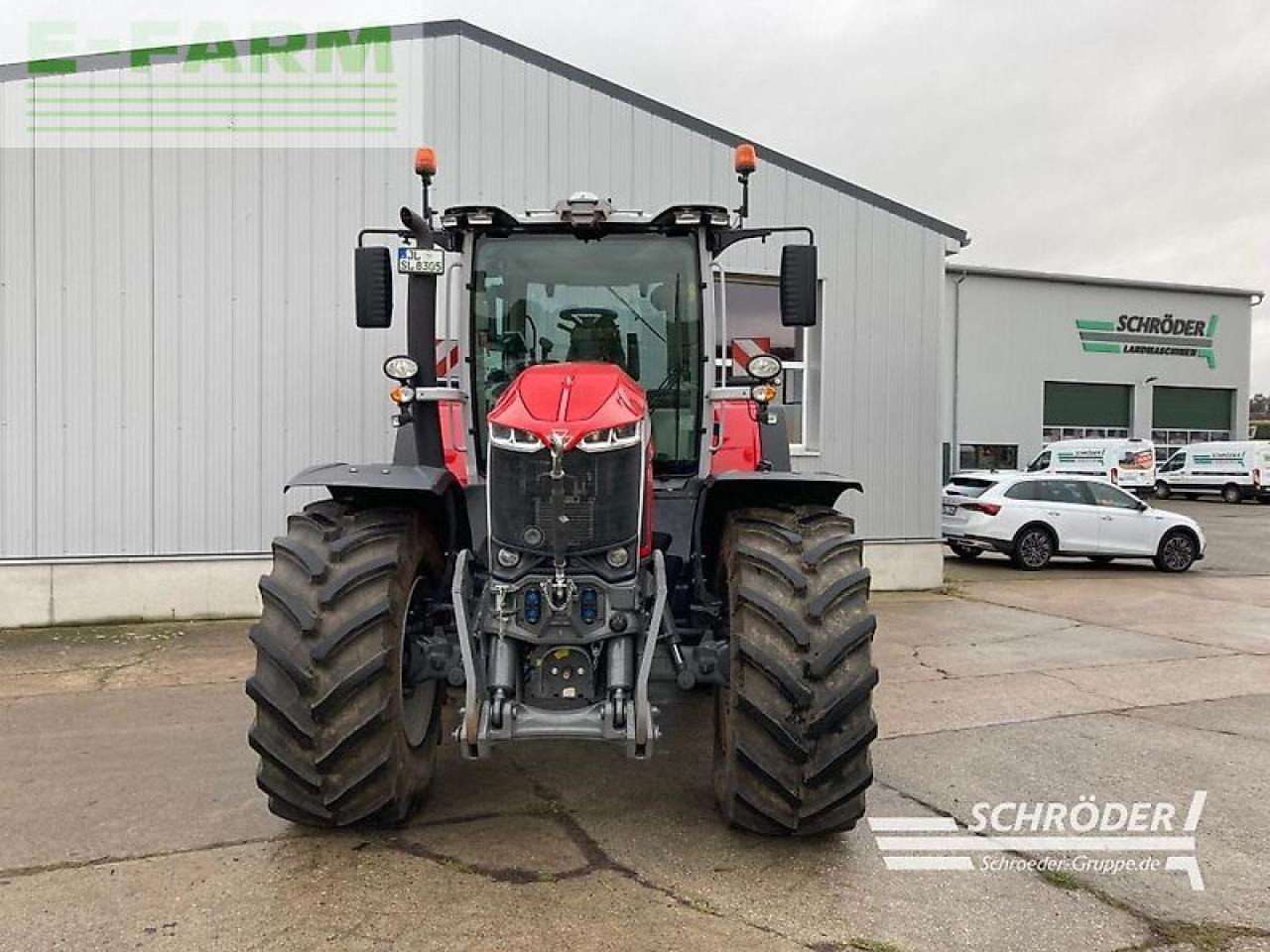 Massey Ferguson 8s.305 dyna-vt exclusive Exclusive - Traktor: slika 3 Massey Ferguson 8s.305 dyna-vt exclusive Exclusive - Traktor: slika 3