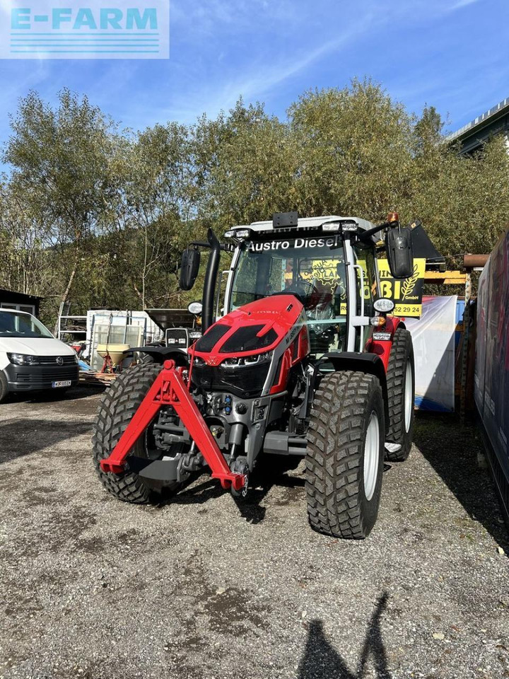 Massey Ferguson mf 5s.105 dyna-4 efficient Efficient - Traktor: slika 1 Massey Ferguson mf 5s.105 dyna-4 efficient Efficient - Traktor: slika 1