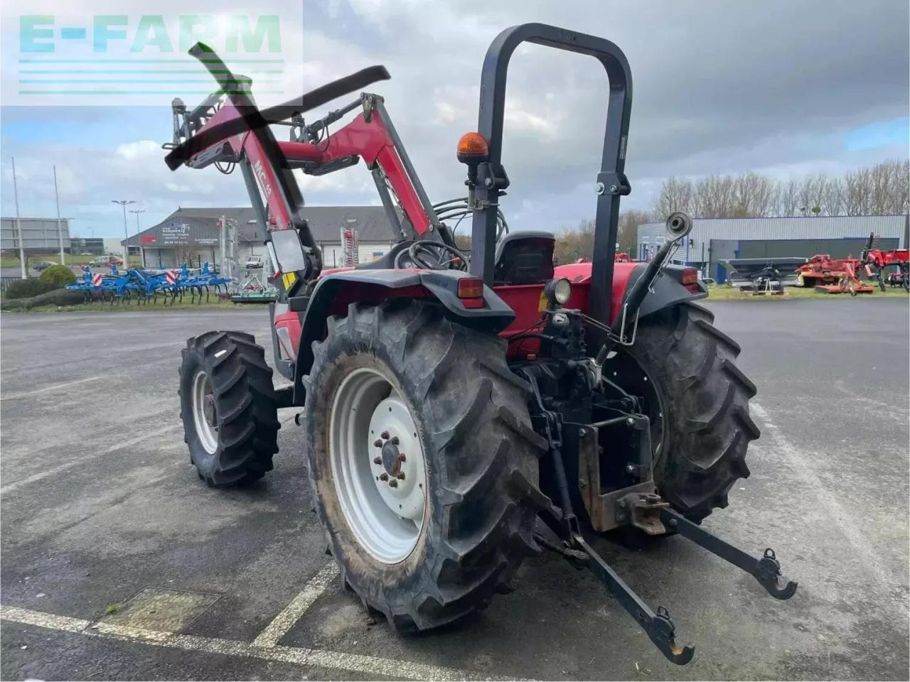 McCormick tracteur agricole c80l mc cormick - Traktor: slika 4 McCormick tracteur agricole c80l mc cormick - Traktor: slika 4