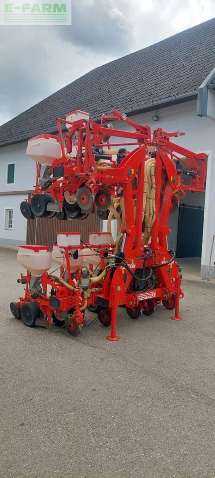 Mustang manta mtr 9-reihig mit fronttank - Natančna sejalnica: slika 2 Mustang manta mtr 9-reihig mit fronttank - Natančna sejalnica: slika 2
